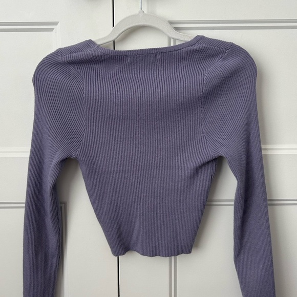 Pacsun cropped purple button sweater, size s - Picture 2 of 3